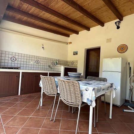 Villa By The Vulcano - 70Mq Plus Large Garden And Patio Exteriör bild